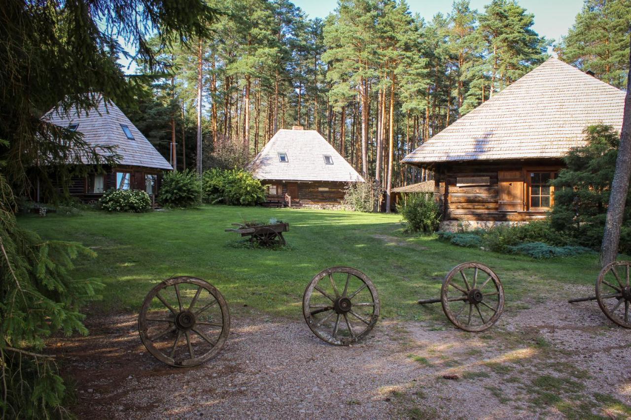 Hotel Gungas à Ādaži Extérieur photo