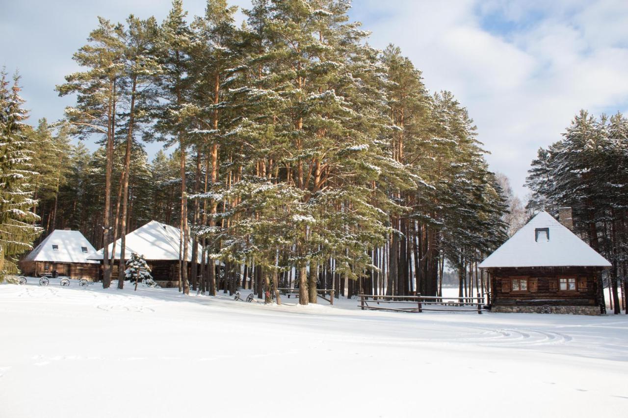 Hotel Gungas à Ādaži Extérieur photo
